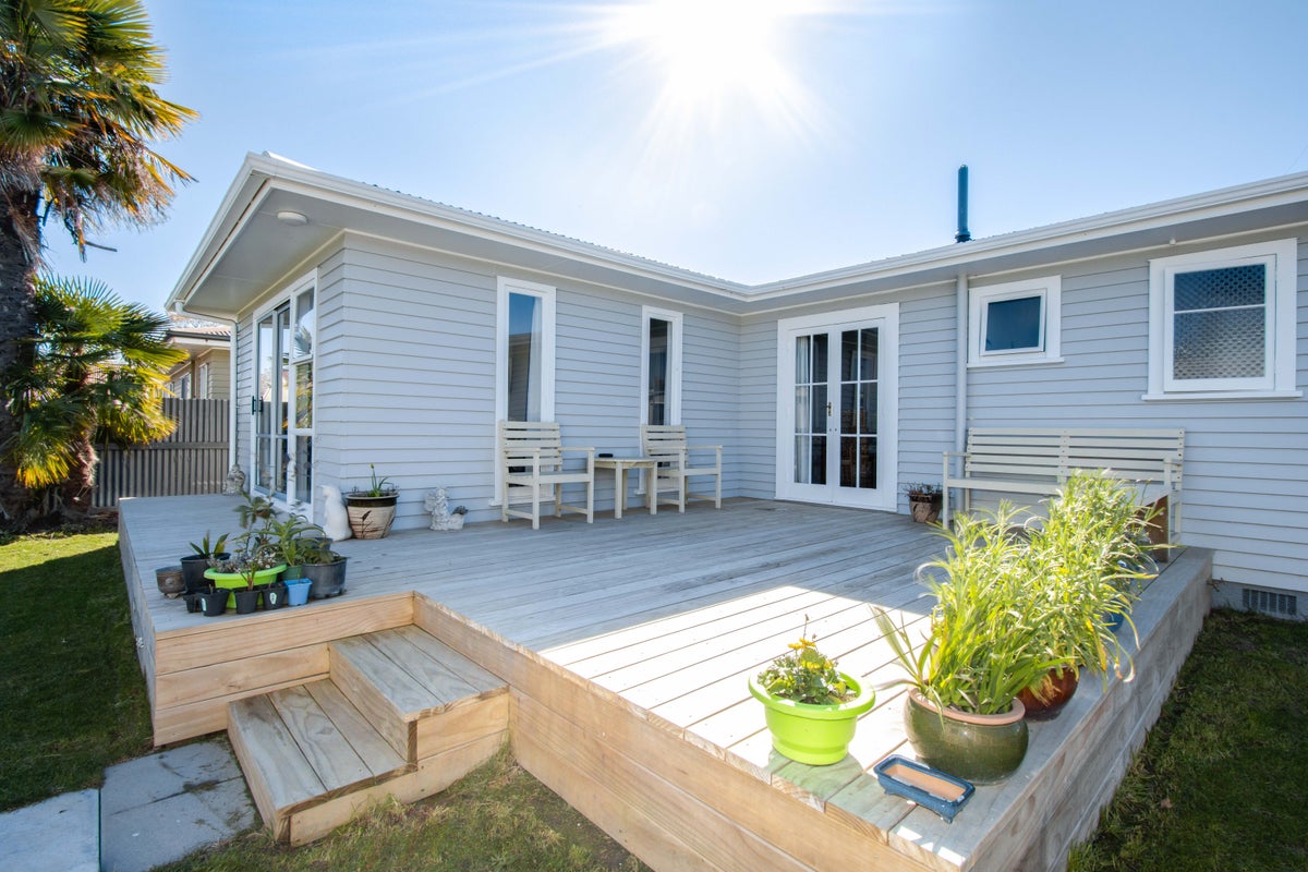 33 Allen Berry Avenue, Pirimai, Napier - Carousel 1
