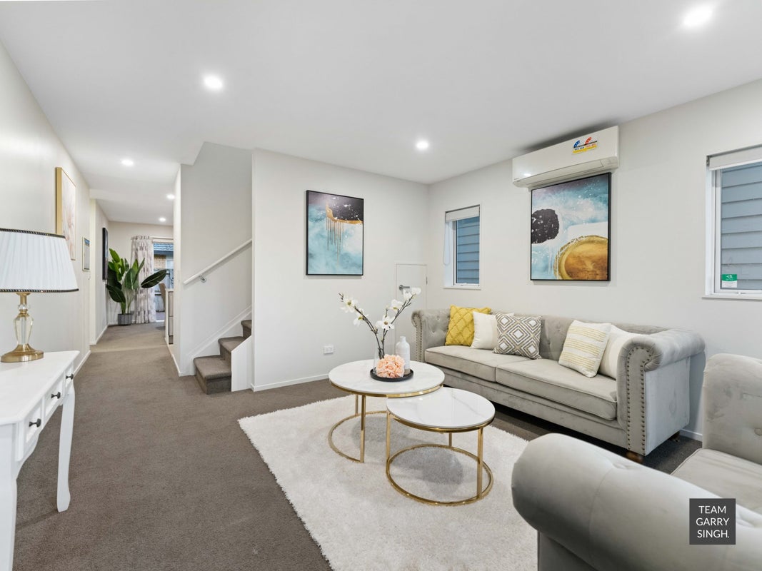 43 Divide Loop, Takanini, Auckland - Carousel 2