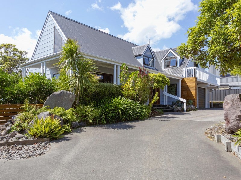12 Gladstone Grove, Richmond Heights, Taupo - Carousel 1