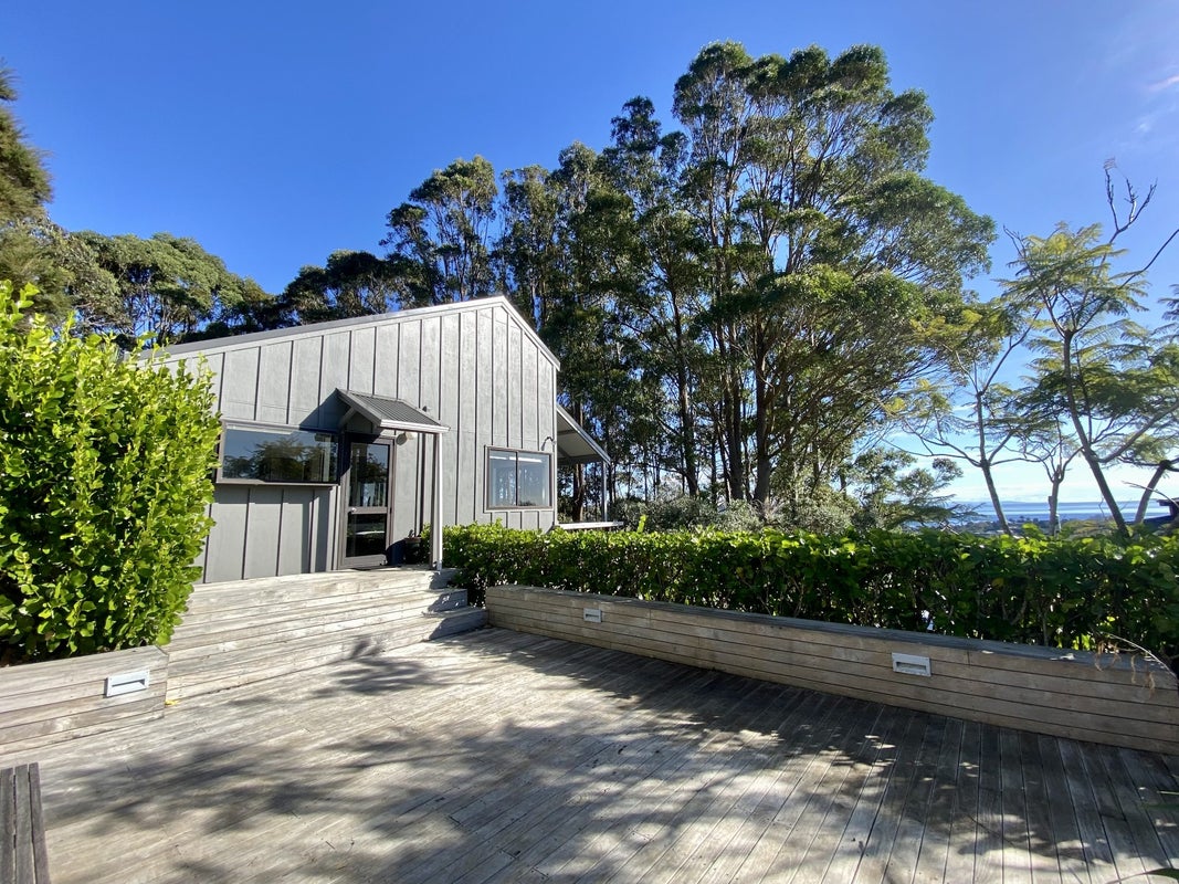 64 Trig Hill Road, Onetangi, Waiheke Island - Carousel 1