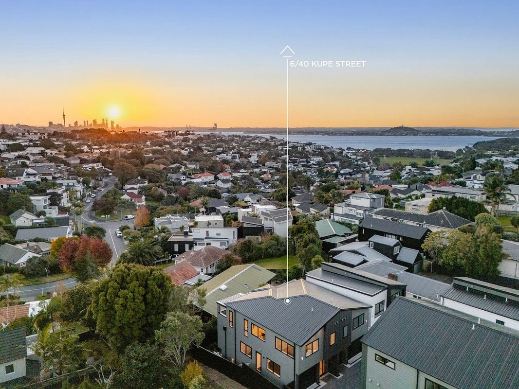 40D Kupe Street, Orakei, Auckland - Carousel 2