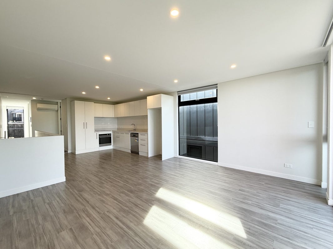 17 Nugget Avenue, Hobsonville, Auckland - Carousel 2