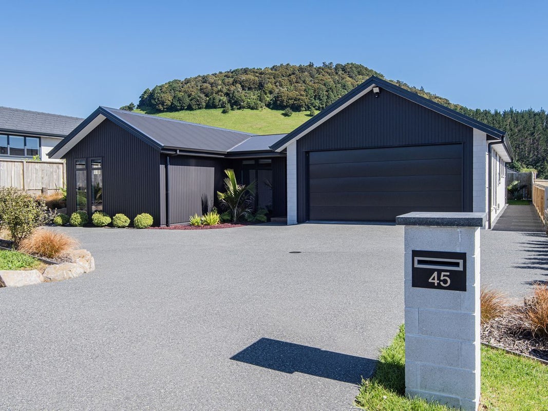 45 Rock Ridge Drive, Te Kamo, Whangarei - Carousel 1