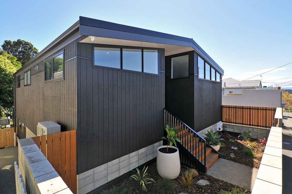 12 Helen Street, Brooklyn, Wellington - Carousel 1