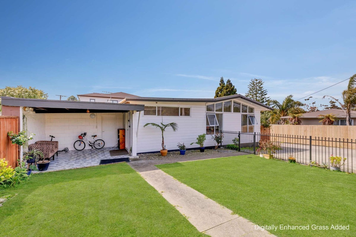 7 Woodvale Road, Glen Eden, Auckland - Carousel 1