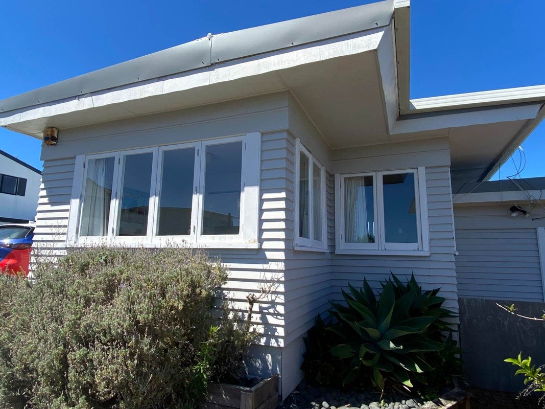 13B Tindalls Bay Road, Tindalls Beach, Whangaparaoa - Carousel 1