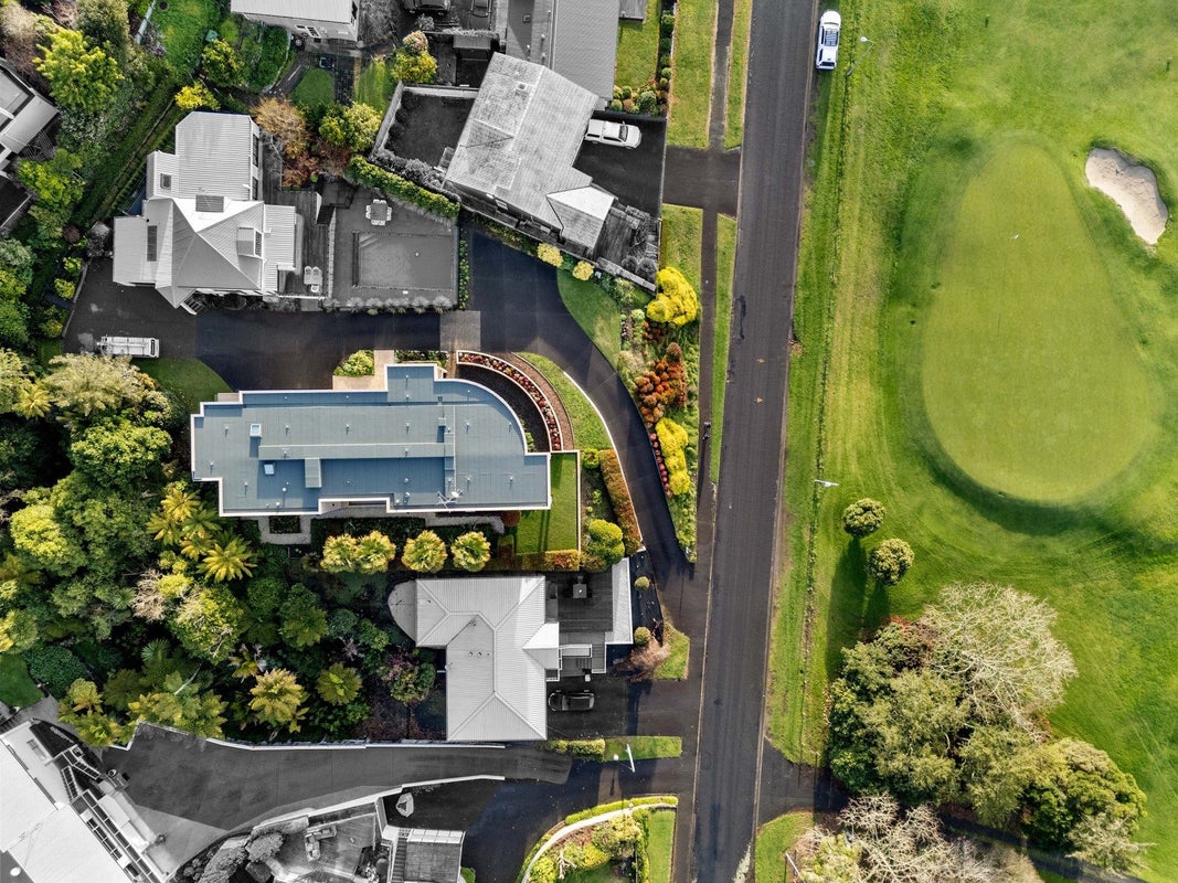 29 St Andrews Terrace, St Andrews, Hamilton - Carousel 2