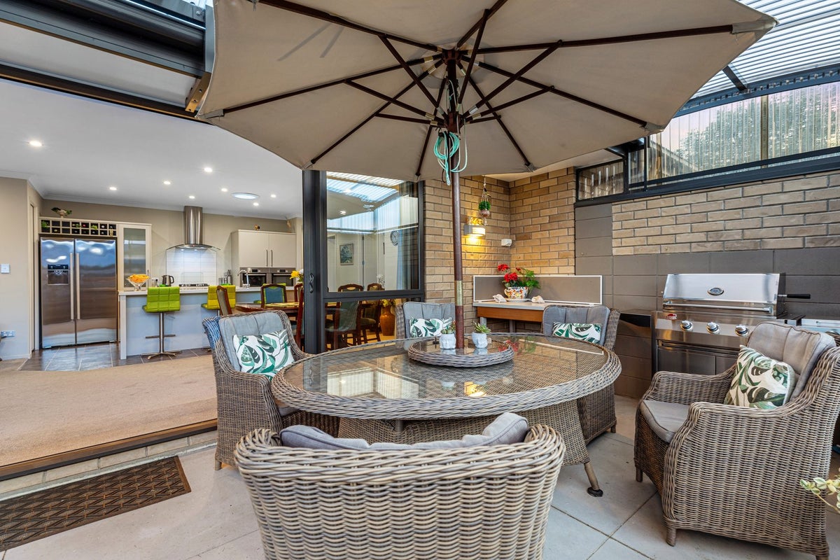 14 Mervyn Place, Ohauiti, Tauranga - Carousel 2