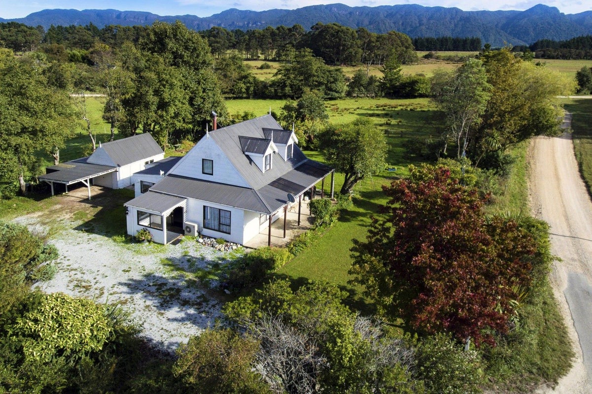 2073 Takaka-Collingwood Highway, Collingwood - Carousel 2