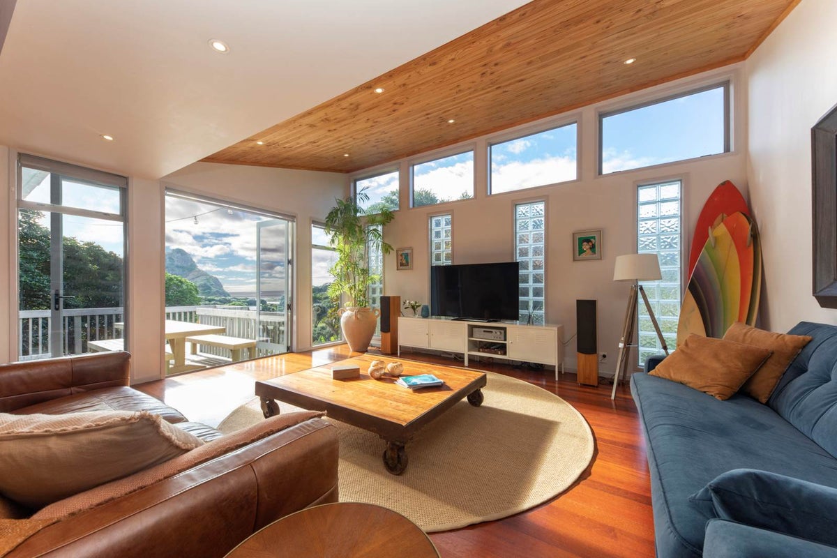 53 Seaview Road, New Lynn - Carousel 1