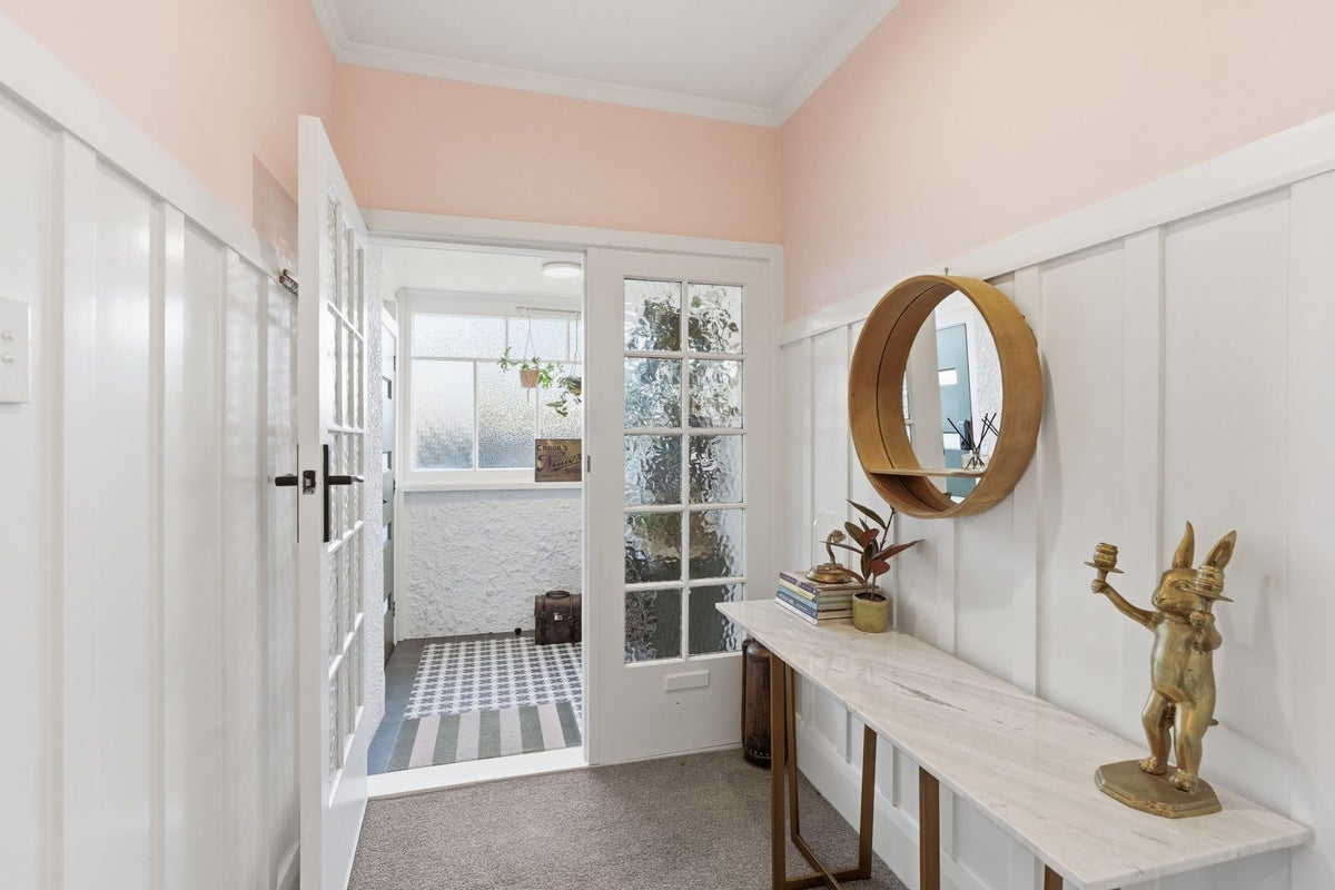 177 St Albans Street, St Albans, Christchurch - Carousel 2