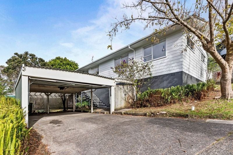 1/13 Erica Road, Sunnynook, Auckland - Carousel 14