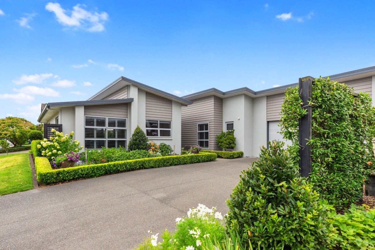 22 Oceania Sands Way, Papamoa Beach, Papamoa - Carousel 1