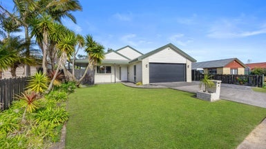 10 Davington Way, Burswood, Auckland - Carousel 1