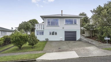 20 Oakleigh Street, Maungaraki, Lower Hutt - Carousel 1