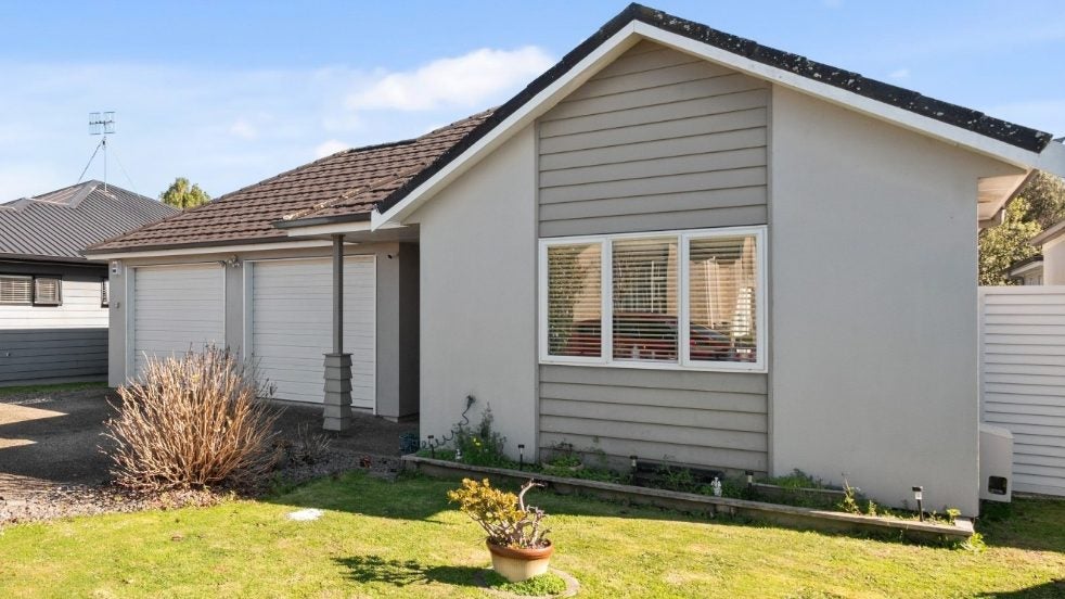 123 Landing Drive, Pyes Pa, Tauranga - Carousel 1