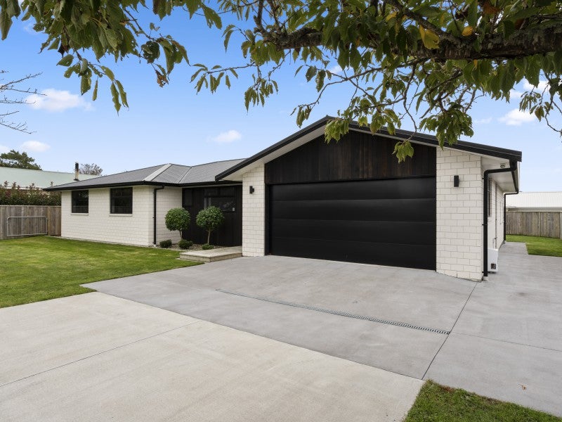 537 Manutahi Road, Lepperton, New Plymouth - Carousel 2