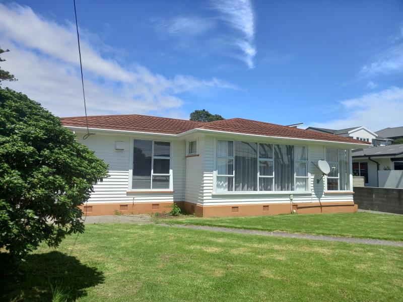 38 McLean Street, Strandon, New Plymouth - Carousel 1