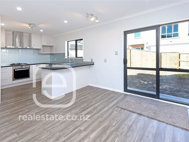 9 Jenkins Place, Manurewa East, Auckland - Carousel 2