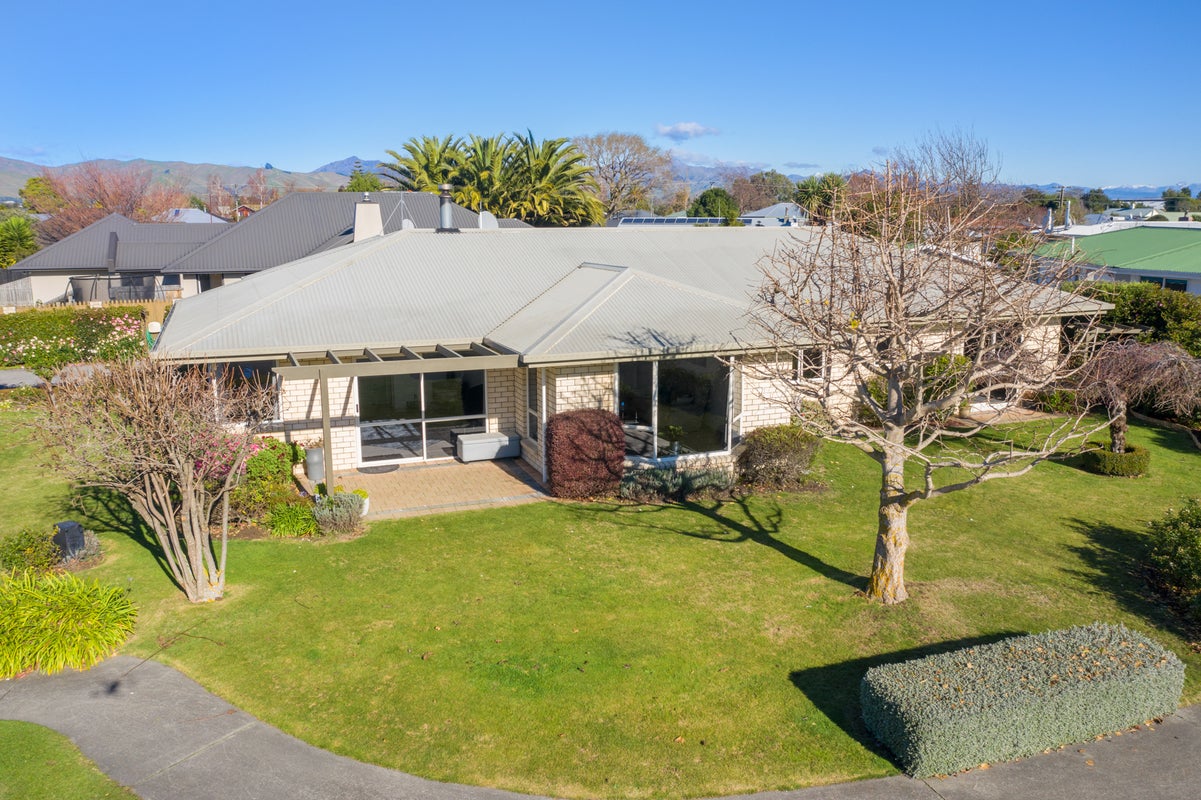 20 Endeavour Street, Riversdale, Blenheim - Carousel 27