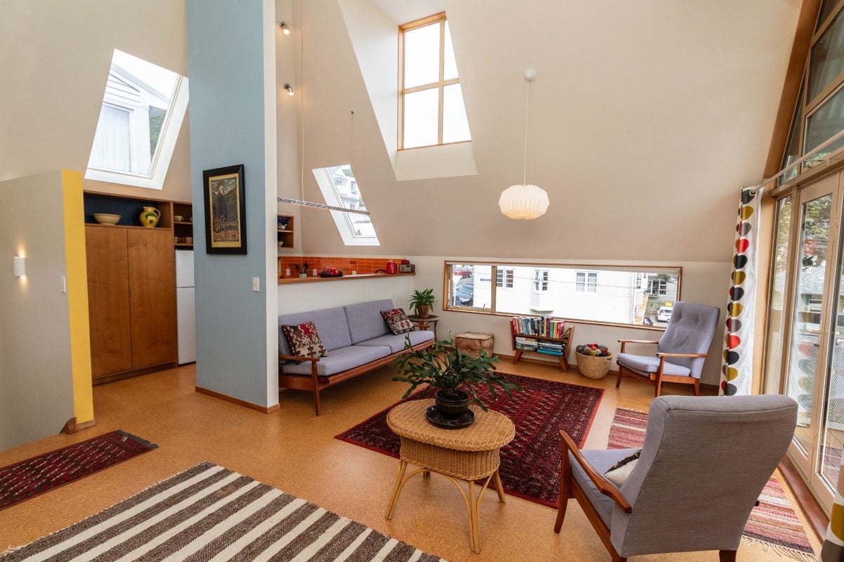 83A Majoribanks Street, Mount Victoria, Wellington - Carousel 2
