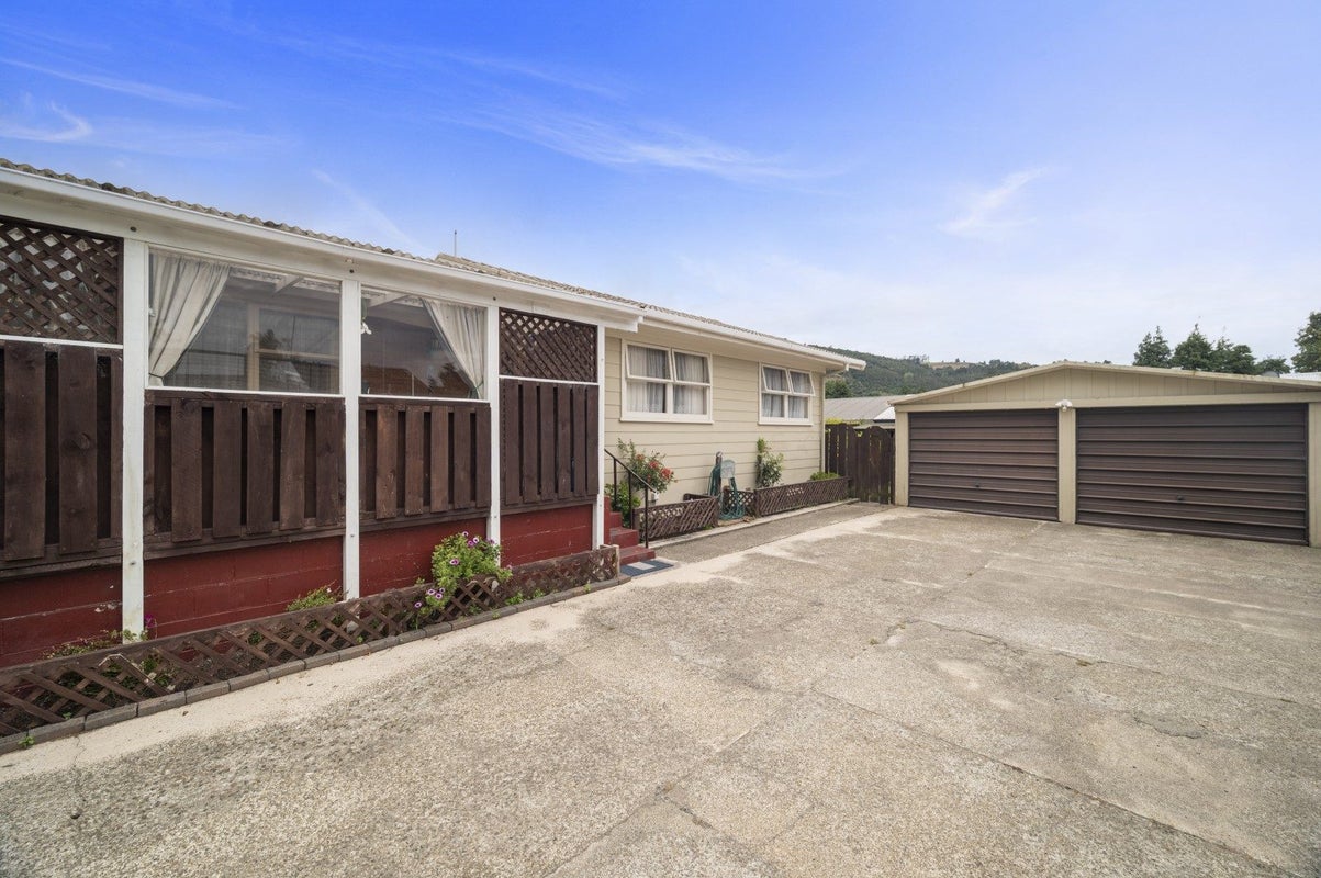 9 Beryl Place, Pukehangi, Rotorua - Carousel 1