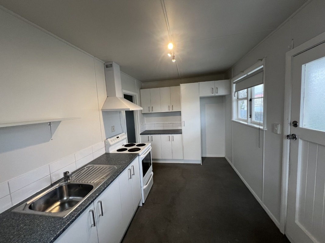 1/45 Pine Avenue, Ebdentown, Upper Hutt - Carousel 2