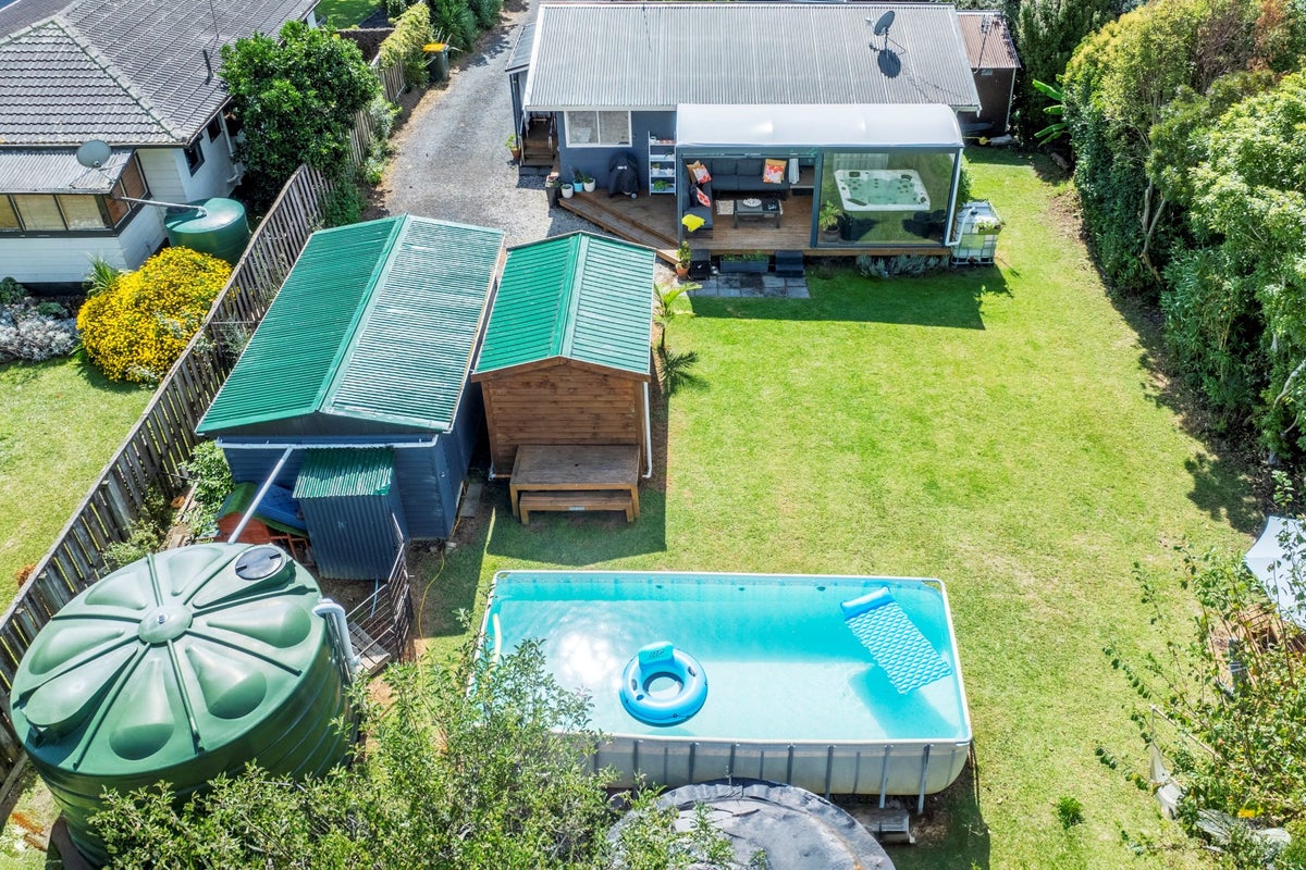 27 Beachlands Road, Beachlands, Auckland - Carousel 15