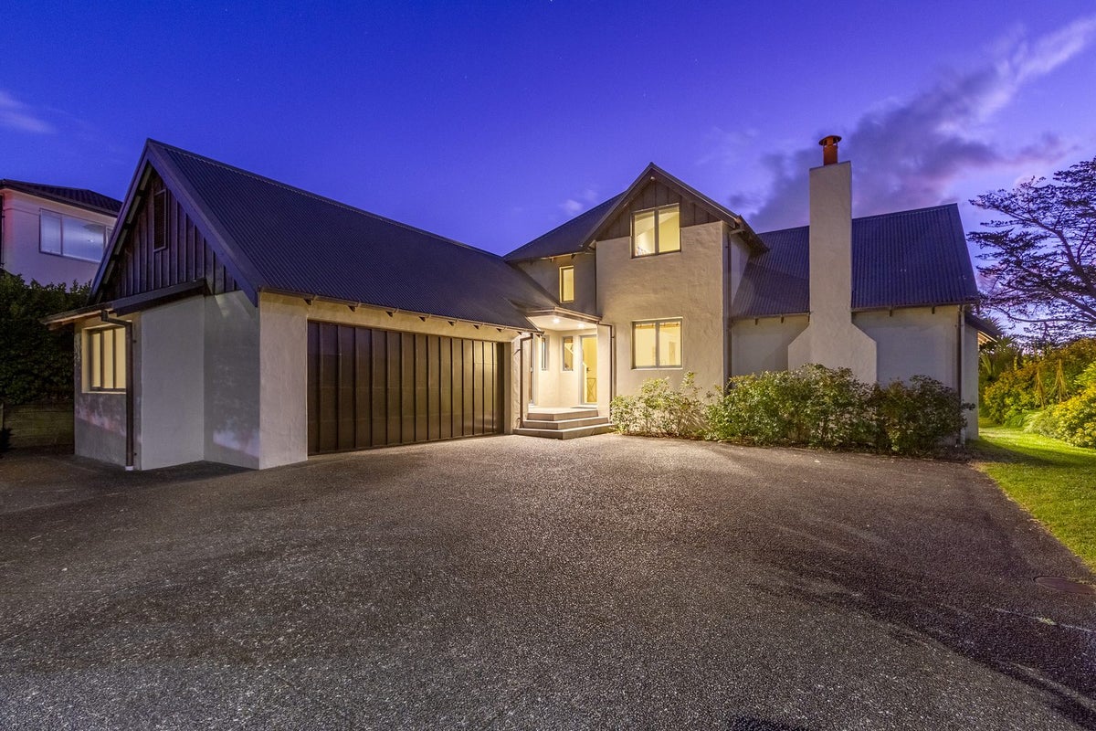 4 Monkton Close, Greenhithe, Auckland - Carousel 1