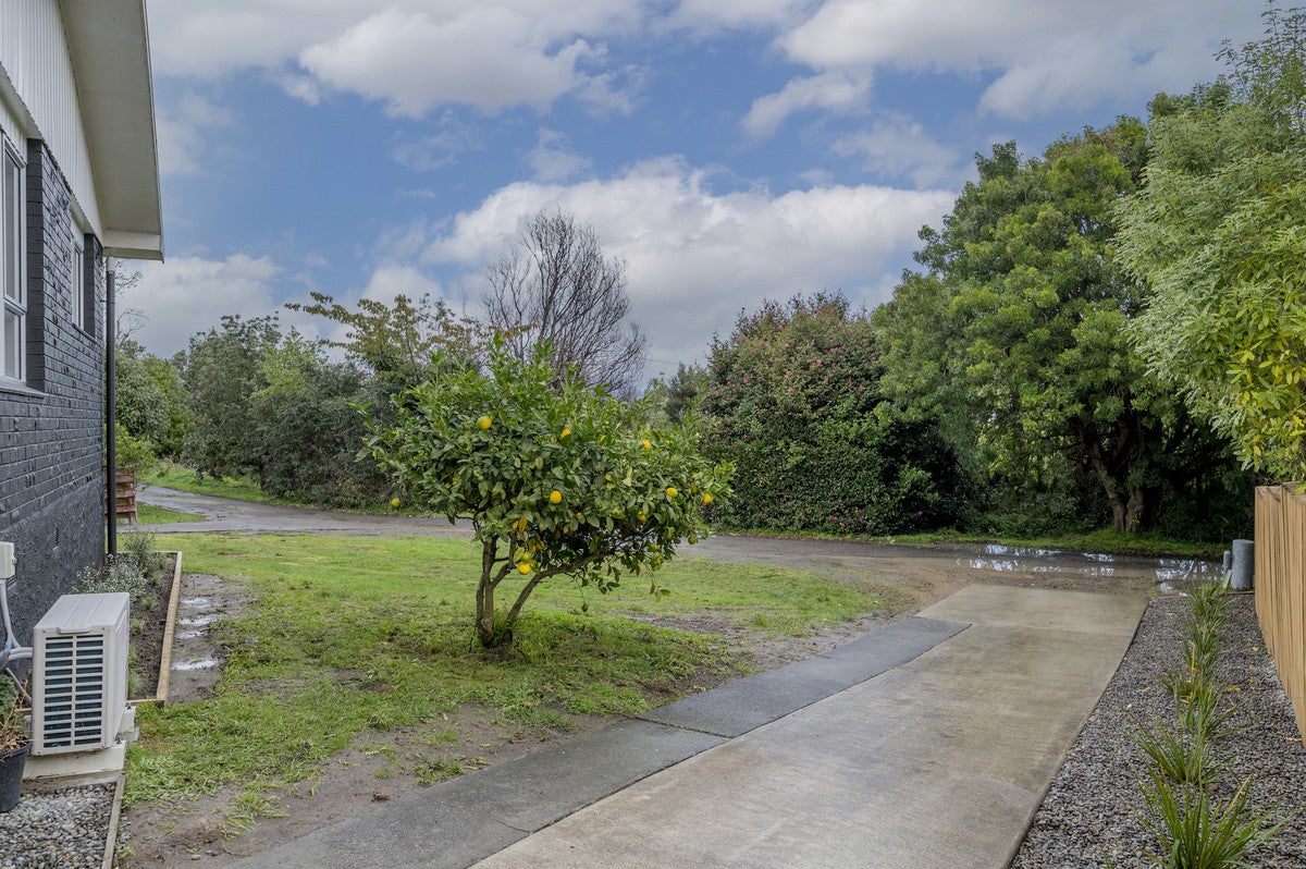 18B Lupin Road, Otaki, Otaki - Carousel 19