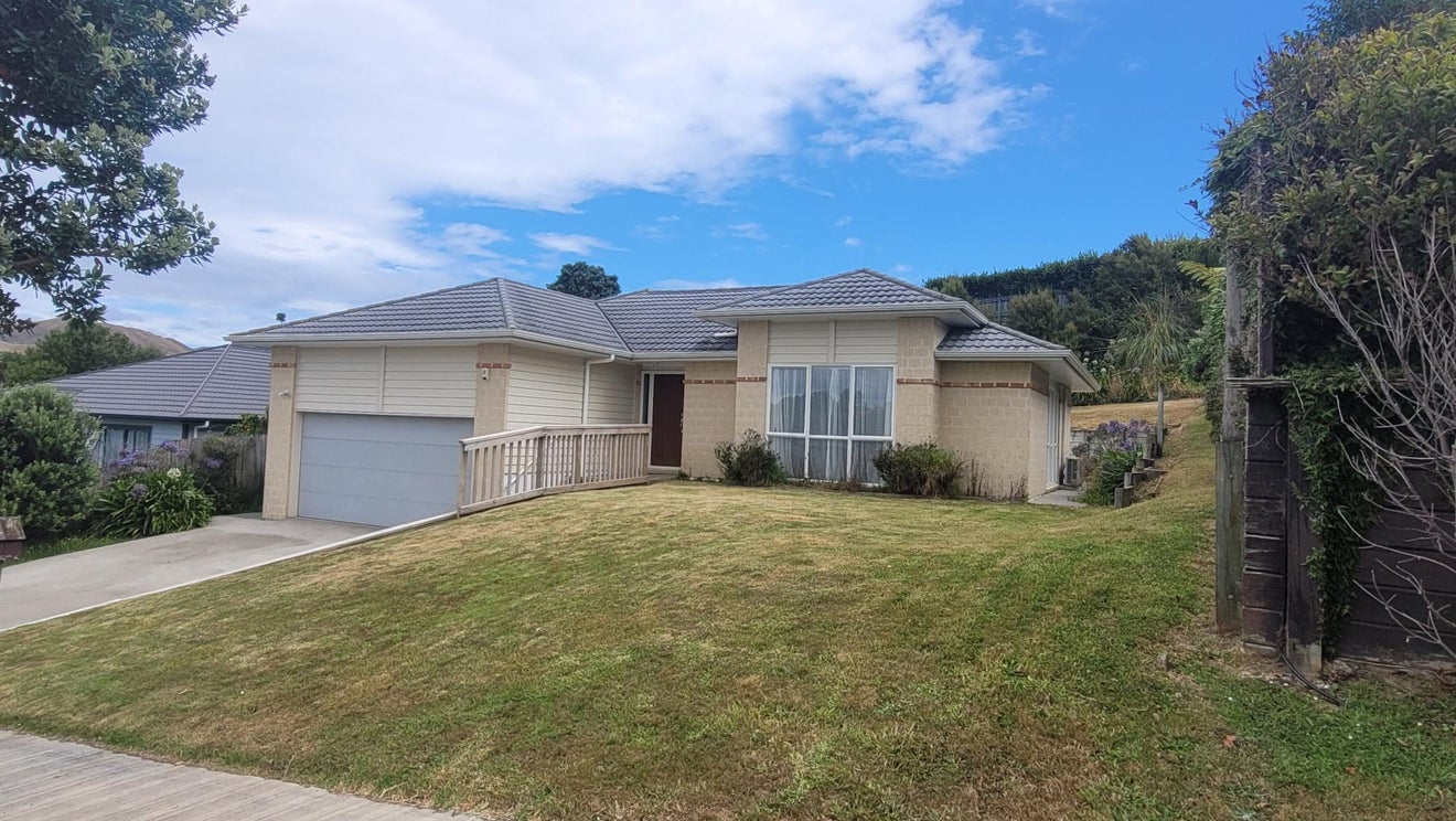 48 Tongariro Drive, Aotea, Porirua - Carousel 2