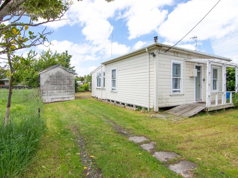 36 Tokomaru Road, Tokomaru, Palmerston North - Carousel 2