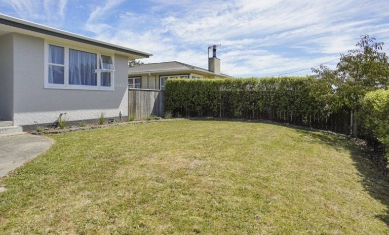 6 Tararua Terrace, Cloverlea, Palmerston North - Carousel 15