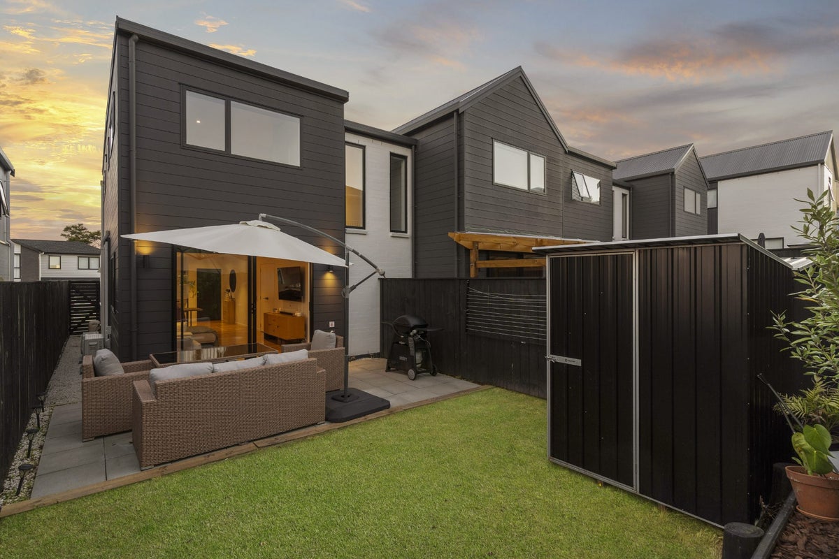 47 Patrick Rice Drive, Swanson, Auckland - Carousel 1