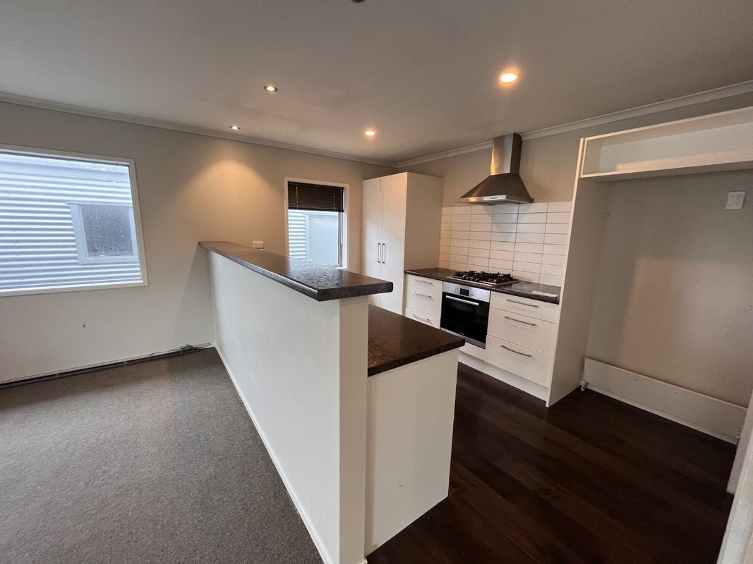 248 Marine Parade, New Brighton, Christchurch - Carousel 2