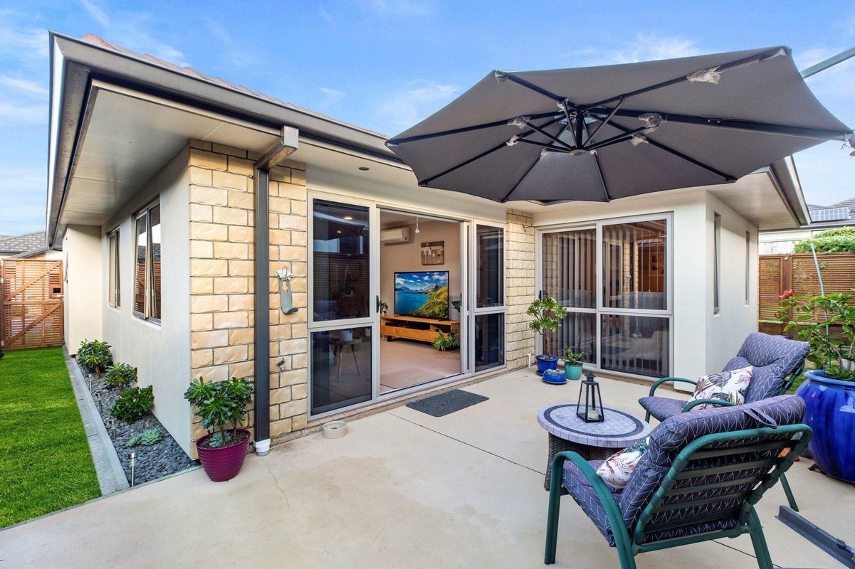 34 Havenbrook Way, Pyes Pa, Tauranga - Carousel 2