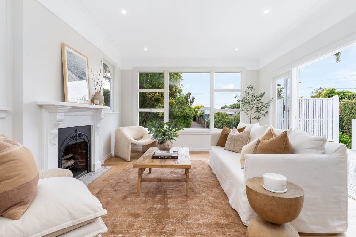 14 Riverview Street, Beckenham, Christchurch - Carousel 2