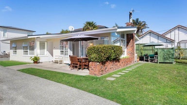 2/48 Hart Road, Hauraki, Auckland - Carousel 1