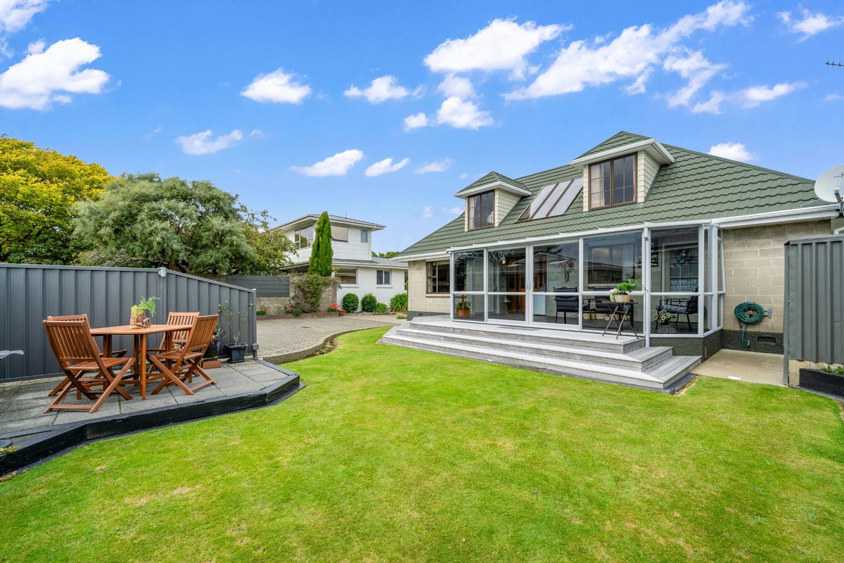34 West Street, Hawthorndale, Invercargill - Carousel 1