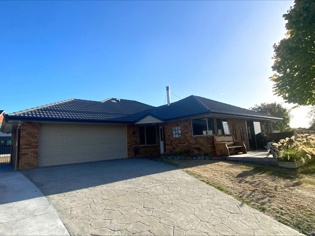 4 Elmwood Avenue, Witherlea, Blenheim - Carousel 2