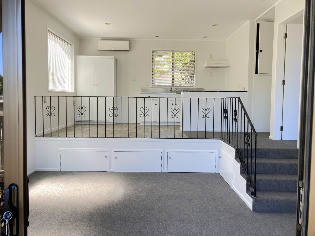 28 Mamaku Street, Paraparaumu - Carousel 2