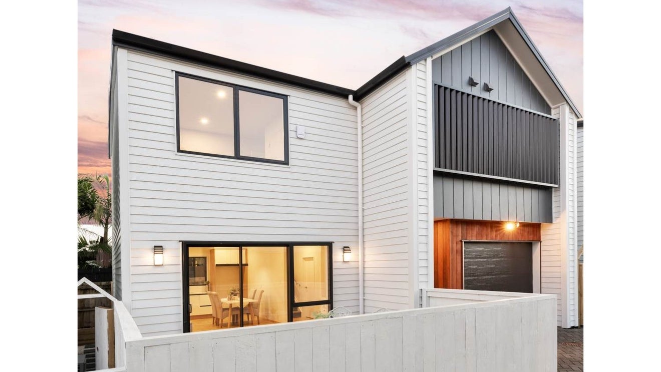 76B Barrack Road, Mount Wellington, Auckland - Carousel 1