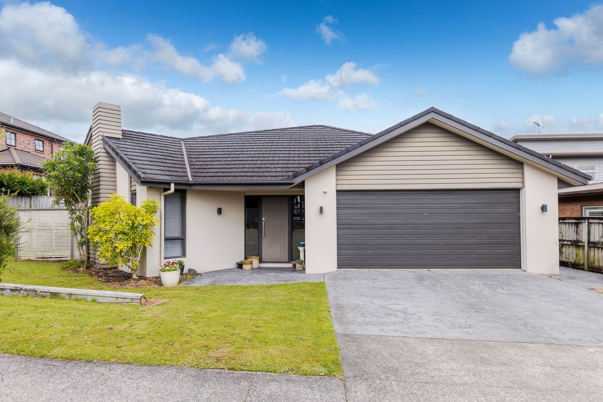 5 Moonlight Drive, Rototuna North, Hamilton - Carousel 1