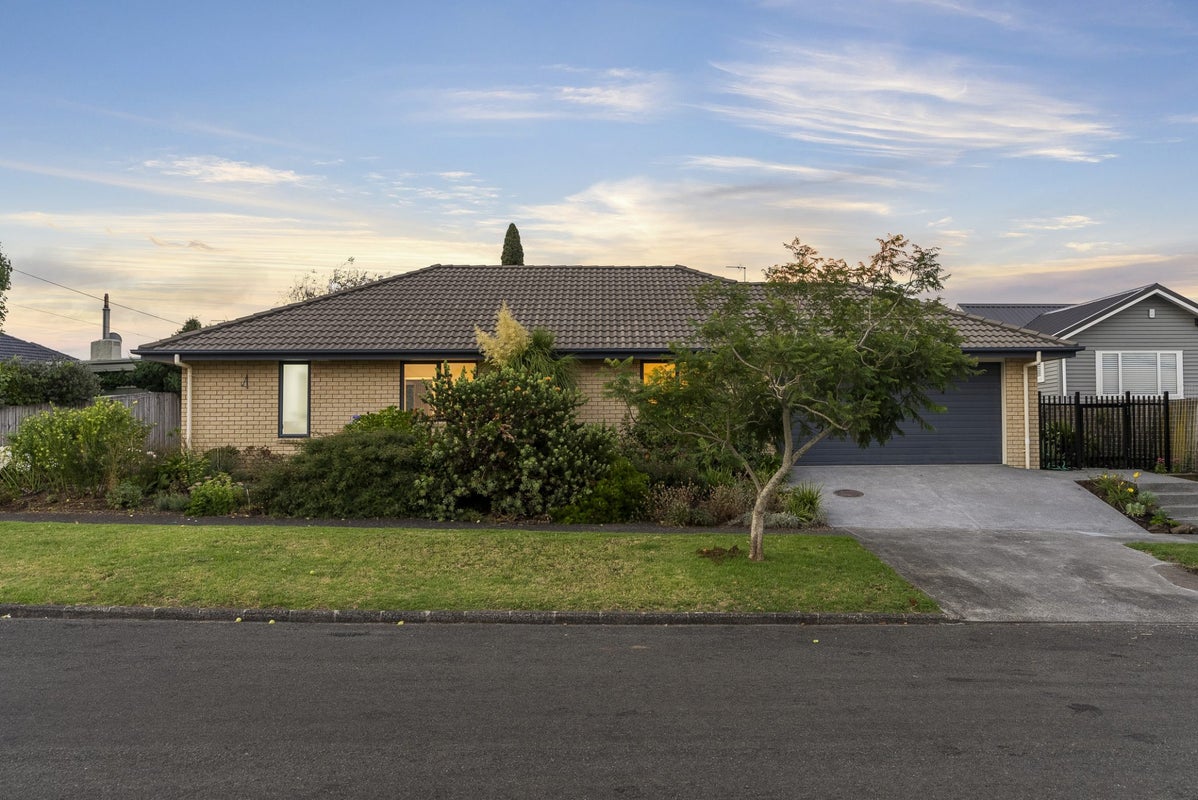15 Rutland Road, Mount Wellington, Auckland - Carousel 1