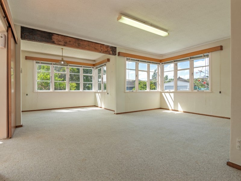 32 Hulme Street, Roslyn, Palmerston North - Carousel 2