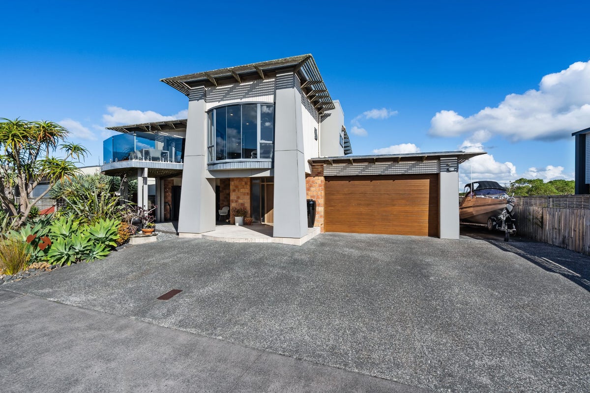 155 Bream Bay Drive, Ruakaka - Carousel 2