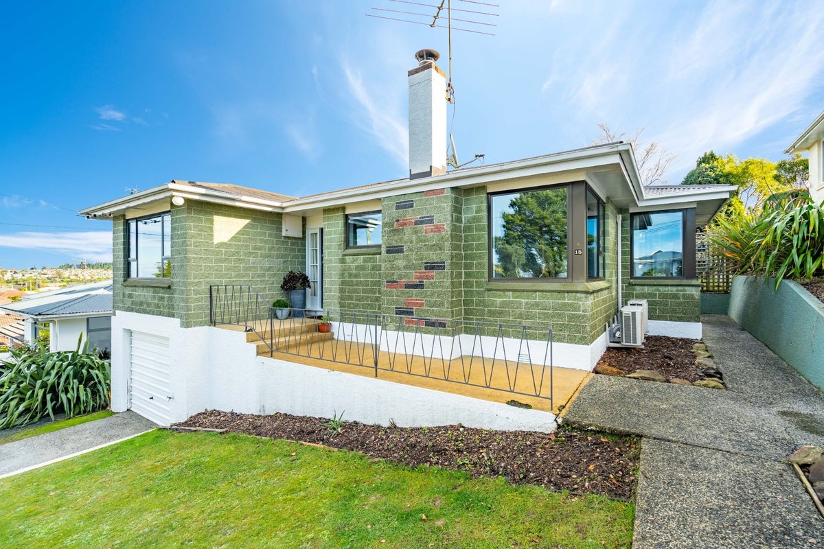 15 Spiers Road, Halfway Bush, Dunedin - Carousel 2