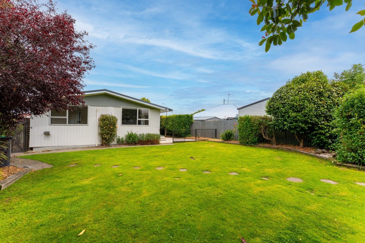 23 Baker Street, Fairview Heights, Auckland - Carousel 1