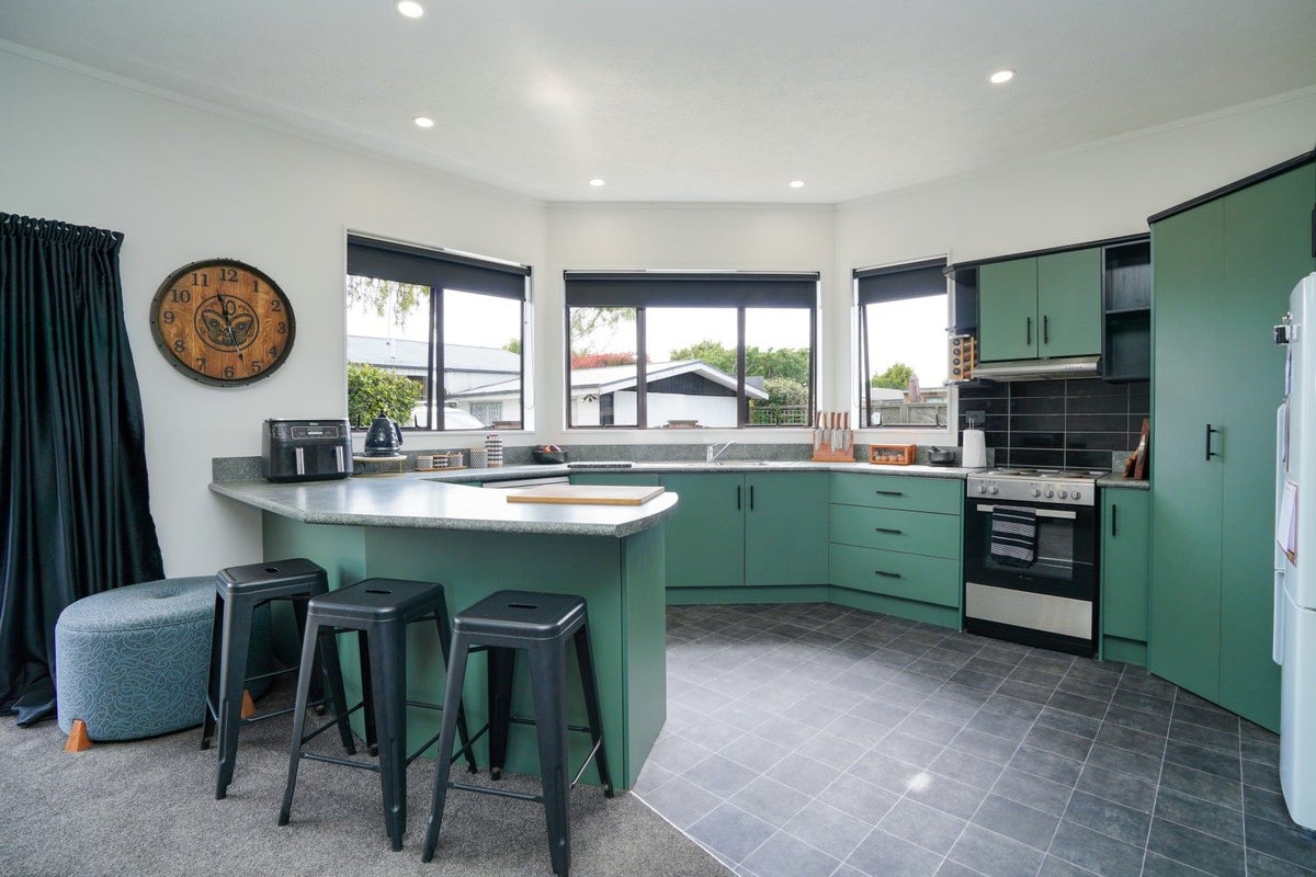 78 Islington Street, Turnbull Thomson Park, Invercargill - Carousel 2