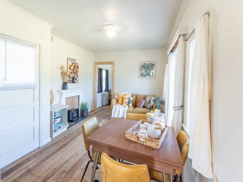 23 Moana Street, Otaki Beach, Otaki - Carousel 1